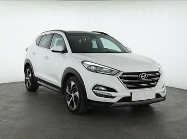 Biały Używany 2016 Hyundai Tucson SUV | 62 999 zł (Uczciwa cena) - Obraz 1/4