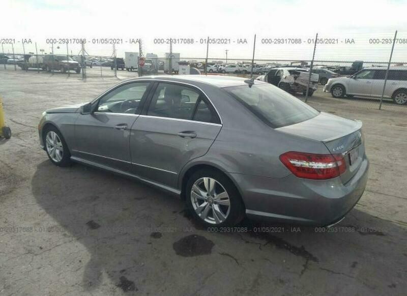 Używany Mercedes E400 302 KM (222 kW) 2013 Szary Sedan/Limuzyna