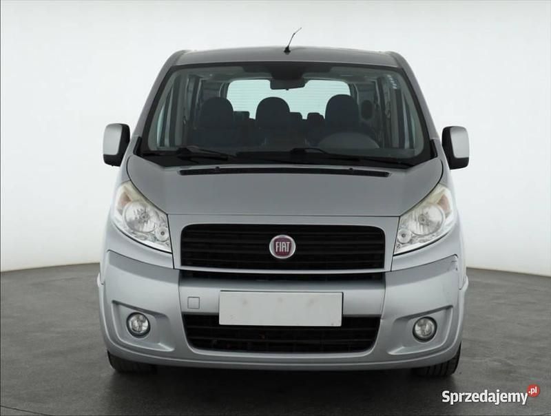 Srebrny Używany 2011 Fiat Scudo Minivan | 25 999 zł - Obraz 1/4