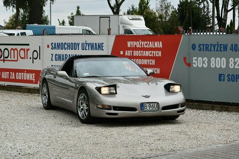 Złoty Używany 1999 Chevrolet Corvette Coupe | 75 900 zł - Obraz 1/4