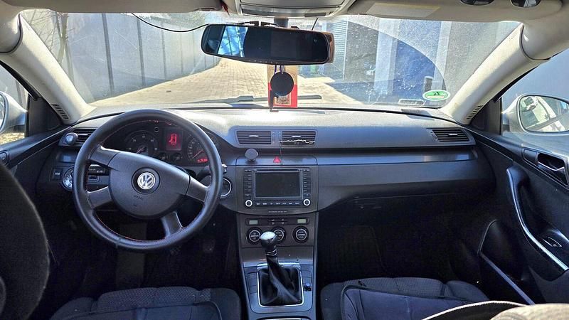 Używany VW Passat 2005 Srebrny Kombi