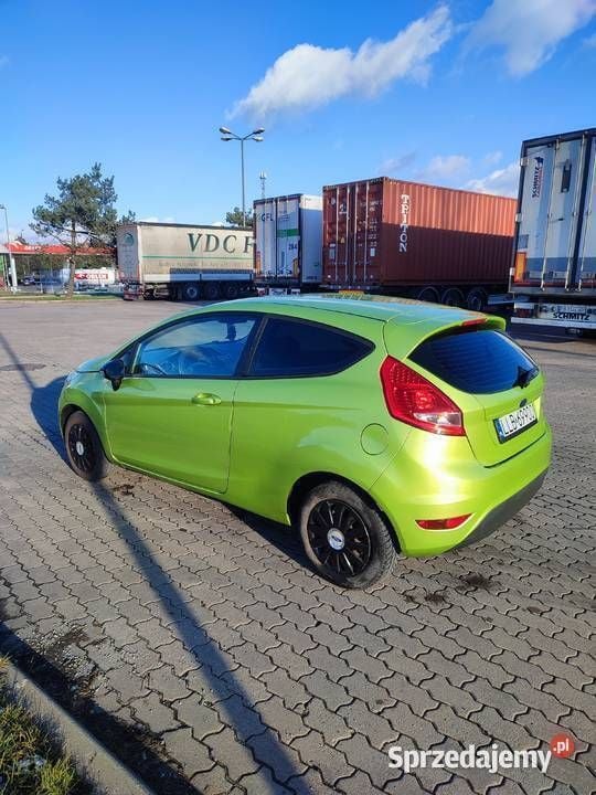 Używany Ford Fiesta 2009 Zielony Hatchback