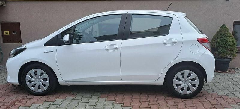 Używany Toyota Yaris 2013 Biały Hatchback