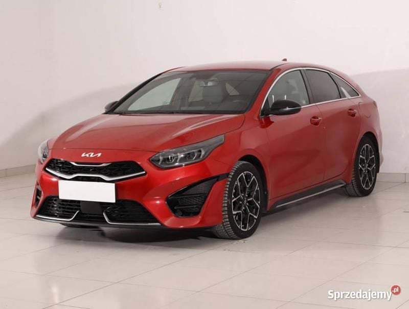 Używany Kia ProCeed 160 KM (117 kW) 2022 Czerwony Hatchback
