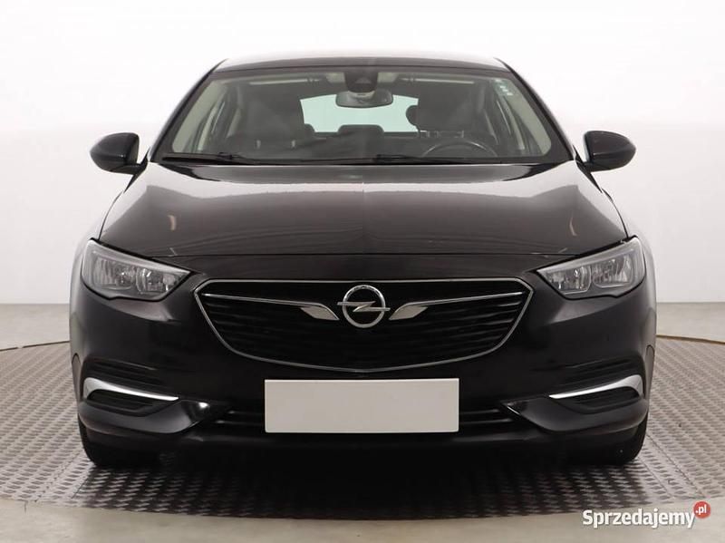 Używany Opel Insignia 2019 Czarny Sedan/Limuzyna