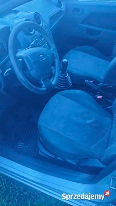 Używany Ford Fiesta 2007 Srebrny Hatchback