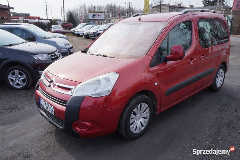 Bordowy Używany 2008 Citroën Berlingo Minivan | 20 500 zł (Uczciwa cena) - Obraz 1/4