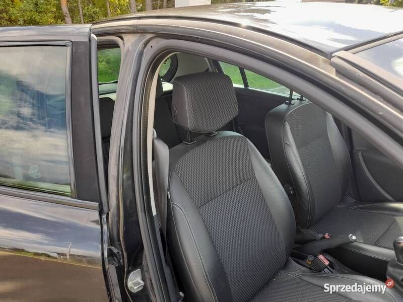 Używany Renault Clio II 75 KM (55 kW) 2009 Czarny Hatchback