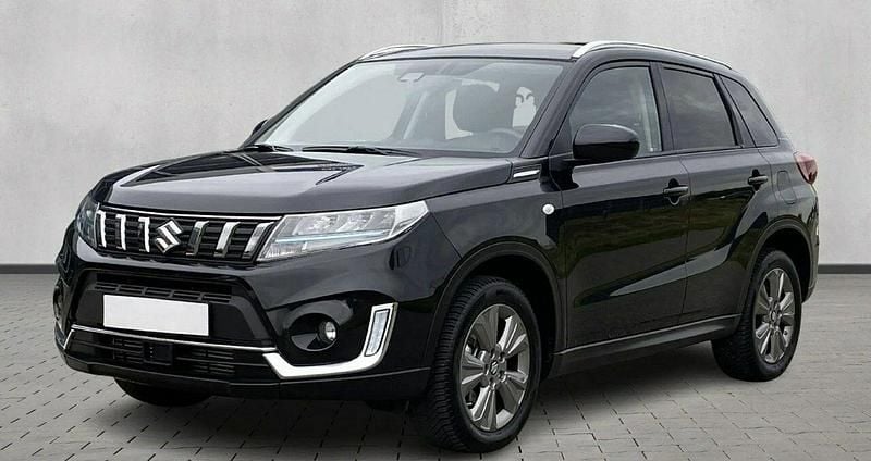 Używany Suzuki Vitara 129 KM (94 kW) 2021 Czarny (metalik) SUV
