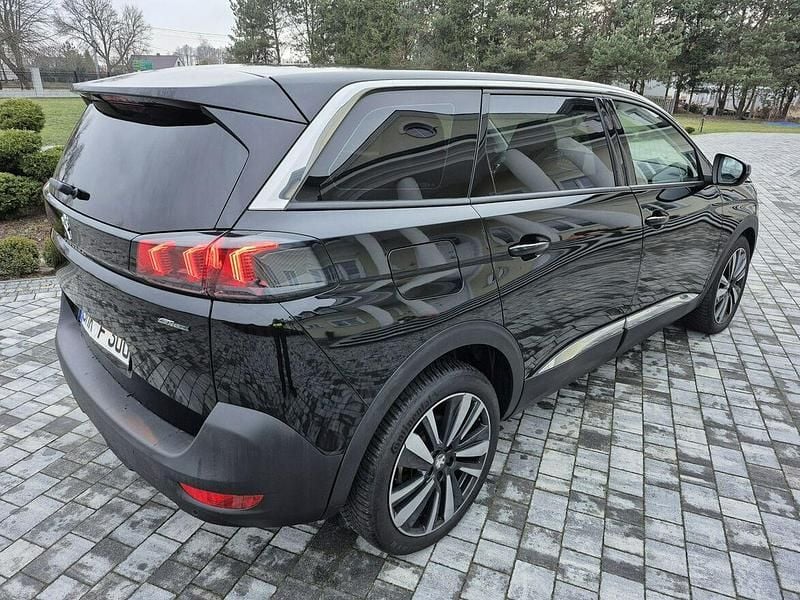 Używany Peugeot 5008 130 KM (95 kW) 2021 Czarny Minivan