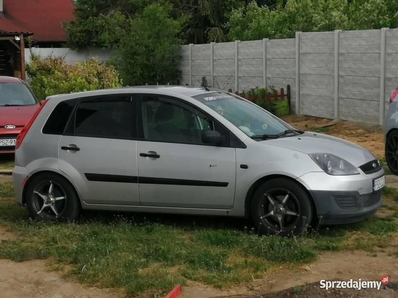 Używany 2006 Ford Fiesta Hatchback | 4000 zł (Uczciwa cena) - Obraz 1/3