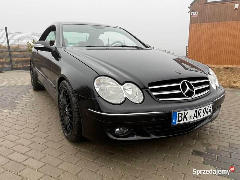 Używany Mercedes CLK200 Avantgarde 2008 Czarny Coupe
