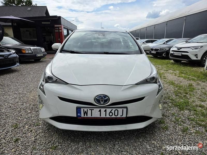 Biały Używany 2017 Toyota Prius Hatchback | 46 900 zł (Uczciwa cena) - Obraz 1/4