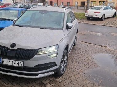 Szary Używany 2020 Skoda Karoq SUV | 78 000 zł (Dobra cena) - Obraz 1/4