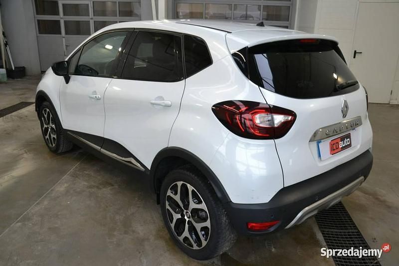 Używany Renault Captur 90 KM (66 kW) 2018 Biały SUV