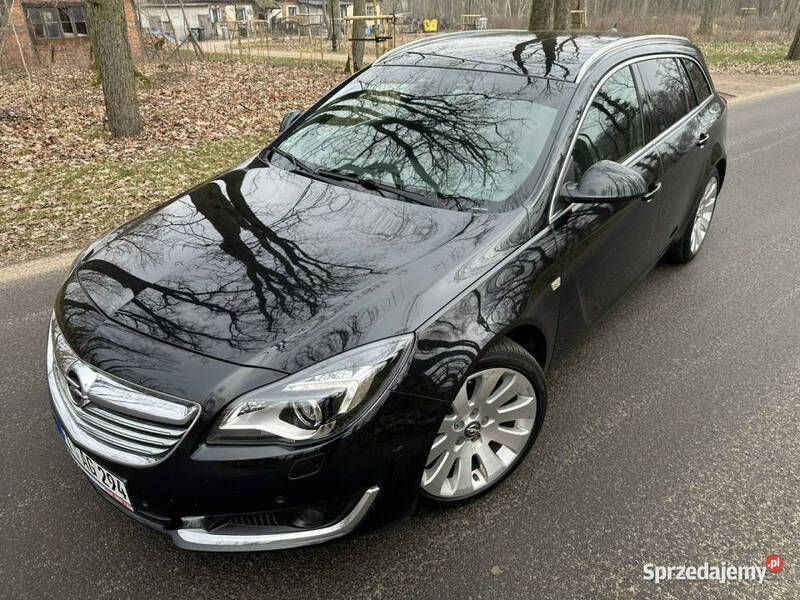Czarny Używany 2014 Opel Insignia Cosmo Kombi | 29 500 zł (Dobra cena) - Obraz 1/4