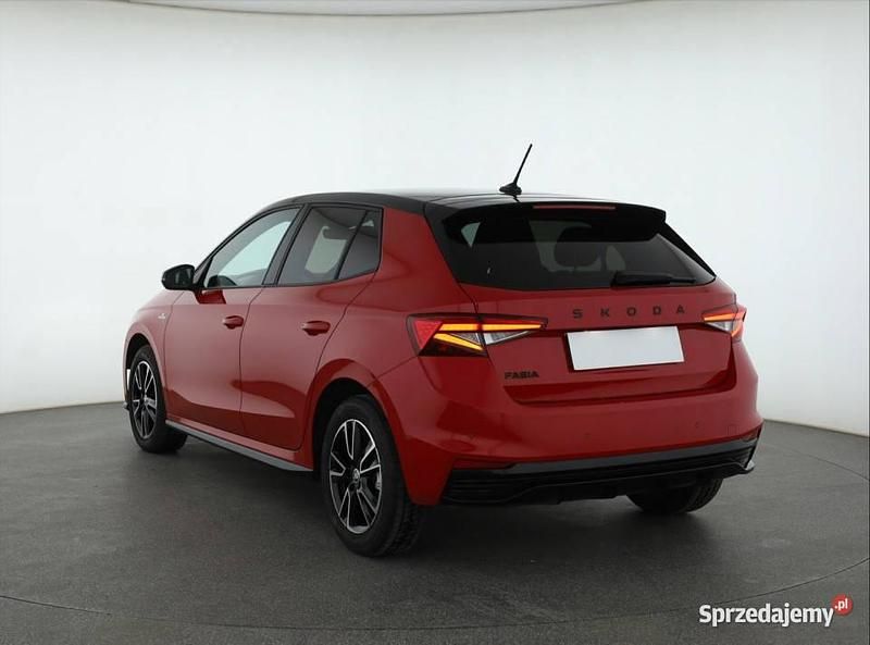 Używany Skoda Fabia 2024 Czerwony Hatchback