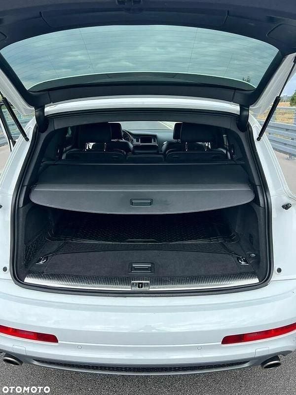 Biały Używany 2012 Audi Q7 SUV | 68 000 zł (Super Cena) - Obraz 1/4