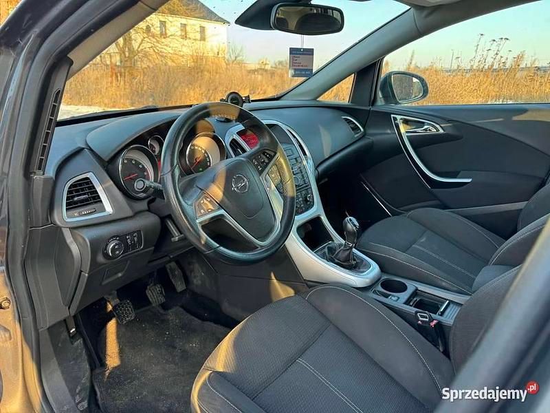 Używany Opel Astra 2010