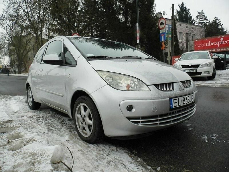 Używany Mitsubishi Colt 2006 Srebrny Hatchback