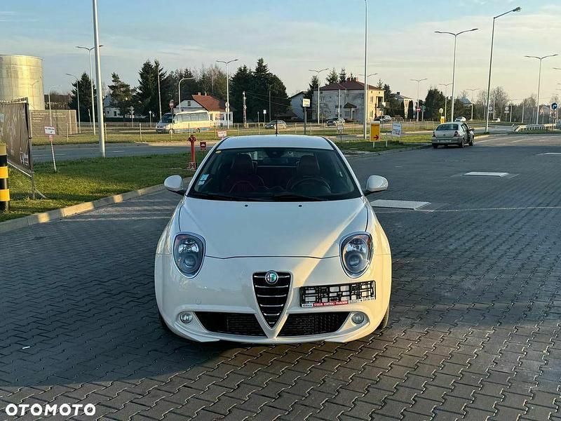 Biały Używany 2013 Alfa Romeo MiTo Hatchback | 24 900 zł (Uczciwa cena) - Obraz 1/4