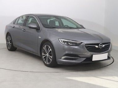 Szary Używany 2019 Opel Insignia Hatchback | 68 999 zł (Uczciwa cena) - Obraz 1/4