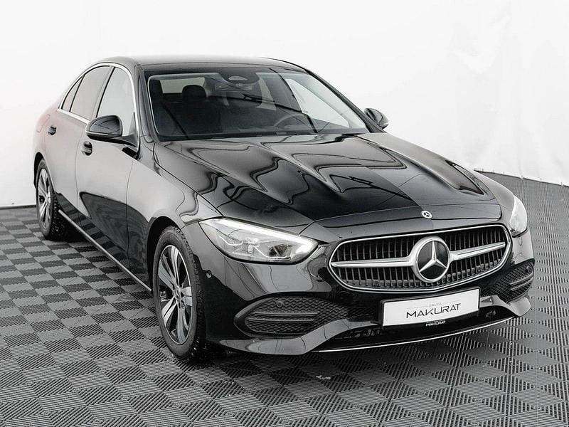 Używany Mercedes C180 Avantgarde 170 KM (125 kW) 2023 Czarny Sedan/Limuzyna