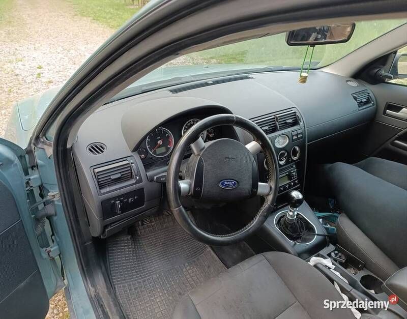 Niebieski Używany 2001 Ford Mondeo Hatchback | 2900 zł (Uczciwa cena) - Obraz 1/4
