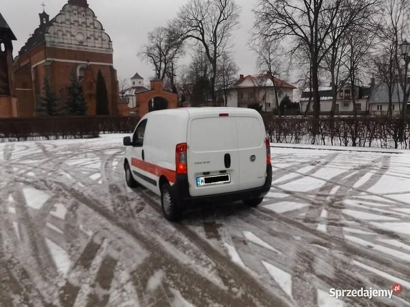 Używany Fiat Fiorino 2015 Biały Minivan