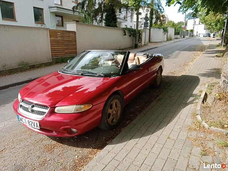 Używany Chrysler Sebring Cabriolet 1998 Czerwony Kabriolet