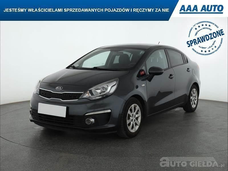 Używany Kia Rio 2016 Szary Hatchback