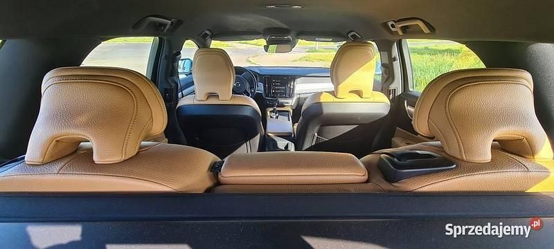 Niebieski Używany 2020 Volvo V90 Kombi | 94 999 zł (Super Cena) - Obraz 1/4