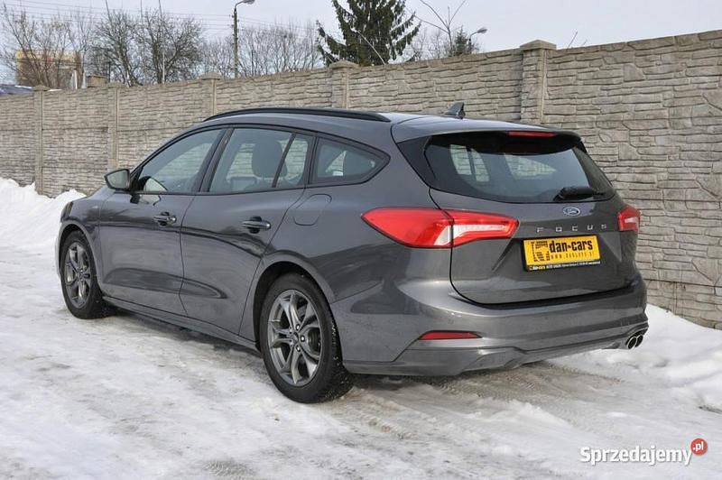 Używany Ford Focus ST-Line 120 KM (88 kW) 2019 Szary Kombi