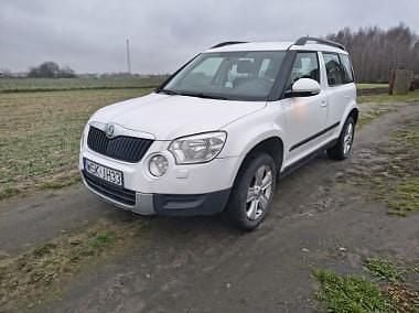 Biały Używany 2011 Skoda Yeti SUV | 22 000 zł (Uczciwa cena) - Obraz 1/4