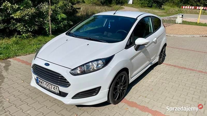 Używany 2014 Ford Fiesta Hatchback | 18 000 zł (Uczciwa cena) - Obraz 1/4