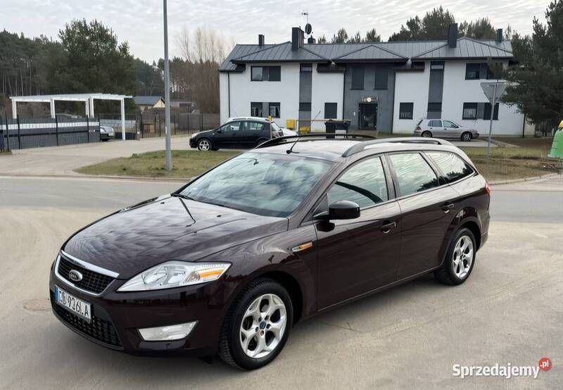 Fioletowy Używany 2008 Ford Mondeo Kombi | 12 500 zł (Uczciwa cena) - Obraz 1/4