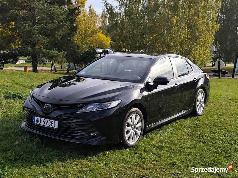 Czarny Używany 2020 Toyota Camry Comfort Sedan/Limuzyna | 83 500 zł (Uczciwa cena) - Obraz 1/4