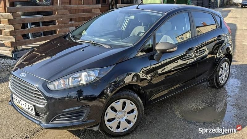 Używany Ford Fiesta 60 KM (44 kW) 2015 Czarny Hatchback