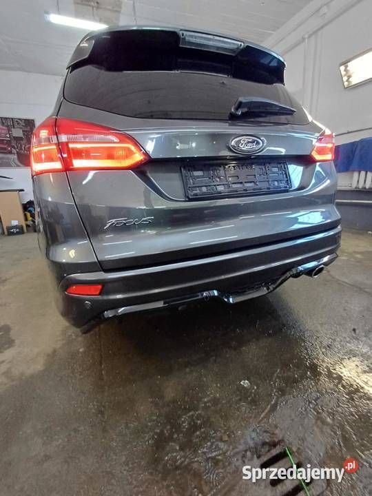 Grafitowy Używany 2017 Ford Focus ST-Line Sedan/Limuzyna | 21 900 zł - Obraz 1/4