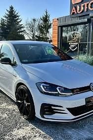 Używany VW Golf VIII 245 KM (180 kW) 2020 Biały (metalik) Hatchback