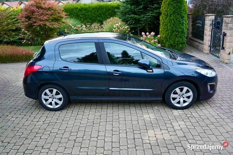 Używany 2012 Peugeot 308 Hatchback | 21 000 zł (Uczciwa cena) - Obraz 1/4