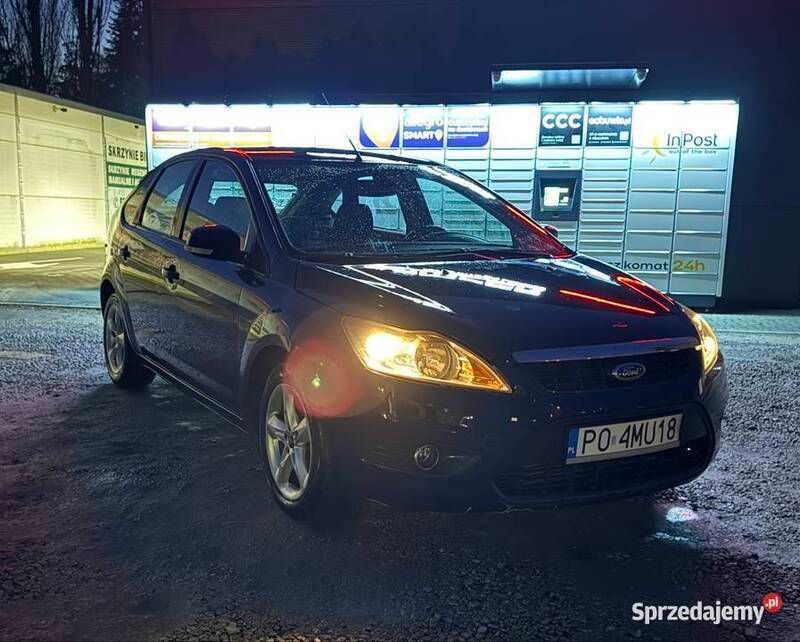 Granatowy Używany 2008 Ford Focus Hatchback | 8500 zł (Uczciwa cena) - Obraz 1/4
