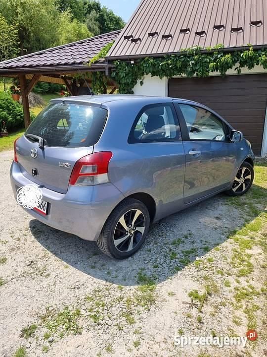 Szary Używany 2010 Toyota Yaris | 14 500 zł - Obraz 1/1