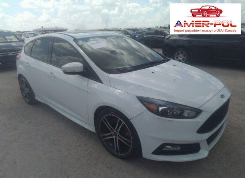 Biały Używany 2018 Ford Focus ST Hatchback | 61 000 zł - Obraz 1/4