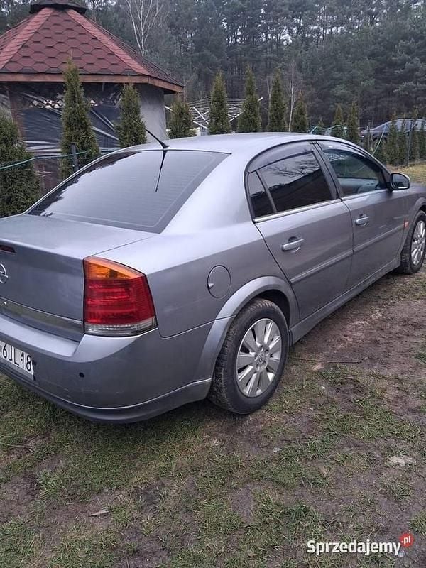 Srebrny Używany 2003 Opel Vectra Sedan/Limuzyna | 3900 zł (Uczciwa cena) - Obraz 1/4