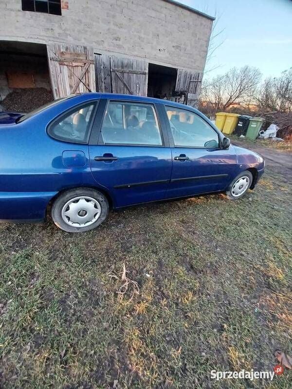 Używany 1999 Seat Cordoba | 3300 zł - Obraz 1/3