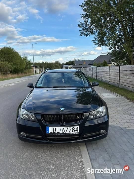 Czarny Używany 2007 BMW 325 Kombi | 37 000 zł (Uczciwa cena) - Obraz 1/4