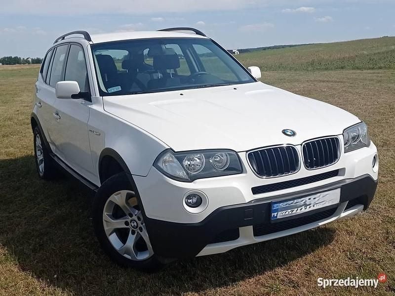 Biały Używany 2008 BMW X3 SUV | 22 000 zł (Dobra cena) - Obraz 1/4
