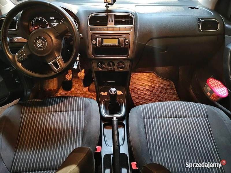 Używany VW Polo 2010 Czarny Sedan/Limuzyna