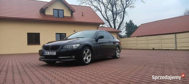 Czarny Używany 2011 BMW 320 M Performance Coupe | 27 999 zł (Dobra cena) - Obraz 1/4